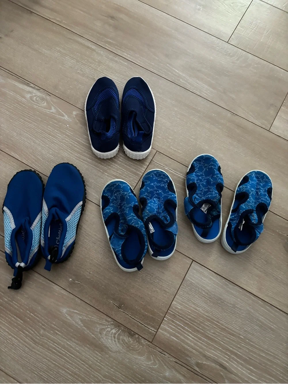 Kids Blue Water Shoes Bundle Size 9/10